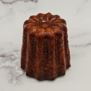 Cannelés bordelais