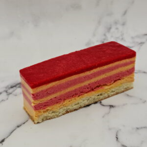 Gâteau pêches et fraises