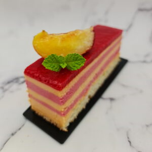 Gâteau pêches et fraises