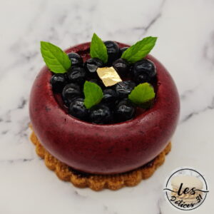 Entremet myrtilles et meringue