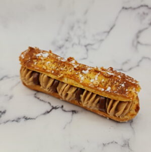 Eclair au chocolat