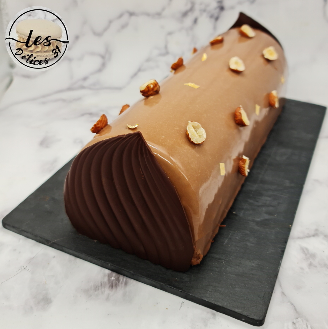 Bûche chocolat et praliné