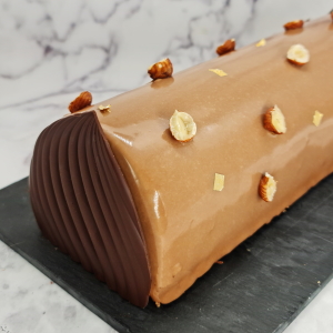 Bûche chocolat et praliné