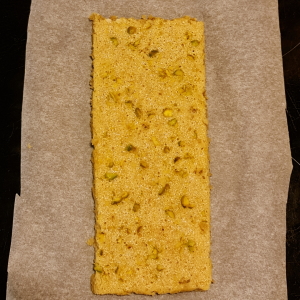 Bûche pistache et fleur d'oranger