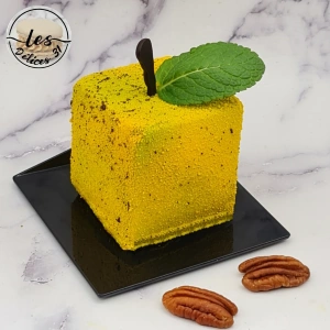 Entremet poire et pécan