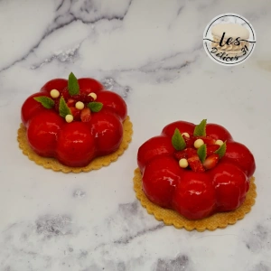 Entremet aux fraises