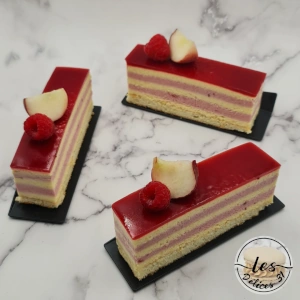 Gâteau pêche et framboise