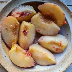 Tarte pêche et fraise