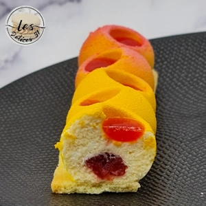 Entremet pêche blanche et fraise