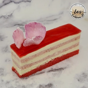 Gâteau fraise et rose