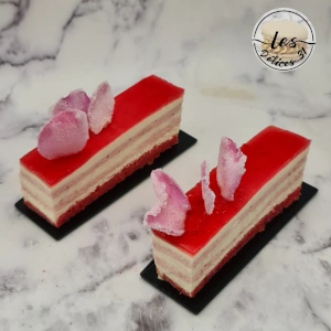 Gâteau fraise et rose