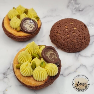 Choux pistache chocolat