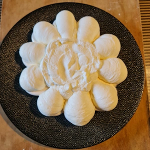 Pavlova aux fruits rouges