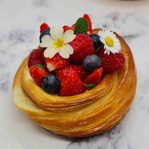 Tartelette croissant fruits rouges