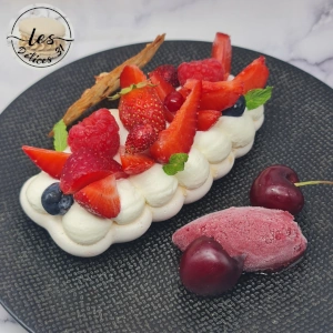 Pavlova fruits rouges