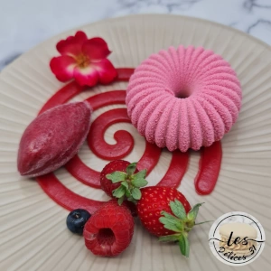 Entremet fruits rouges