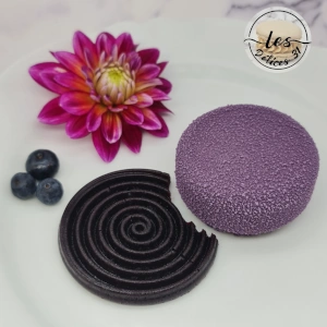 Entremet myrtille vanille