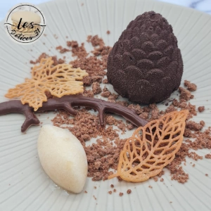 Entremet pomme de pin