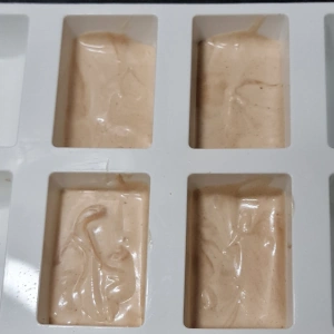 Buchette poire marron