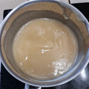 Bûche poire noisette