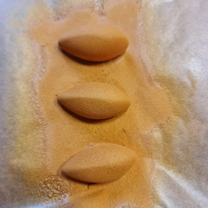 Abeille et poire
